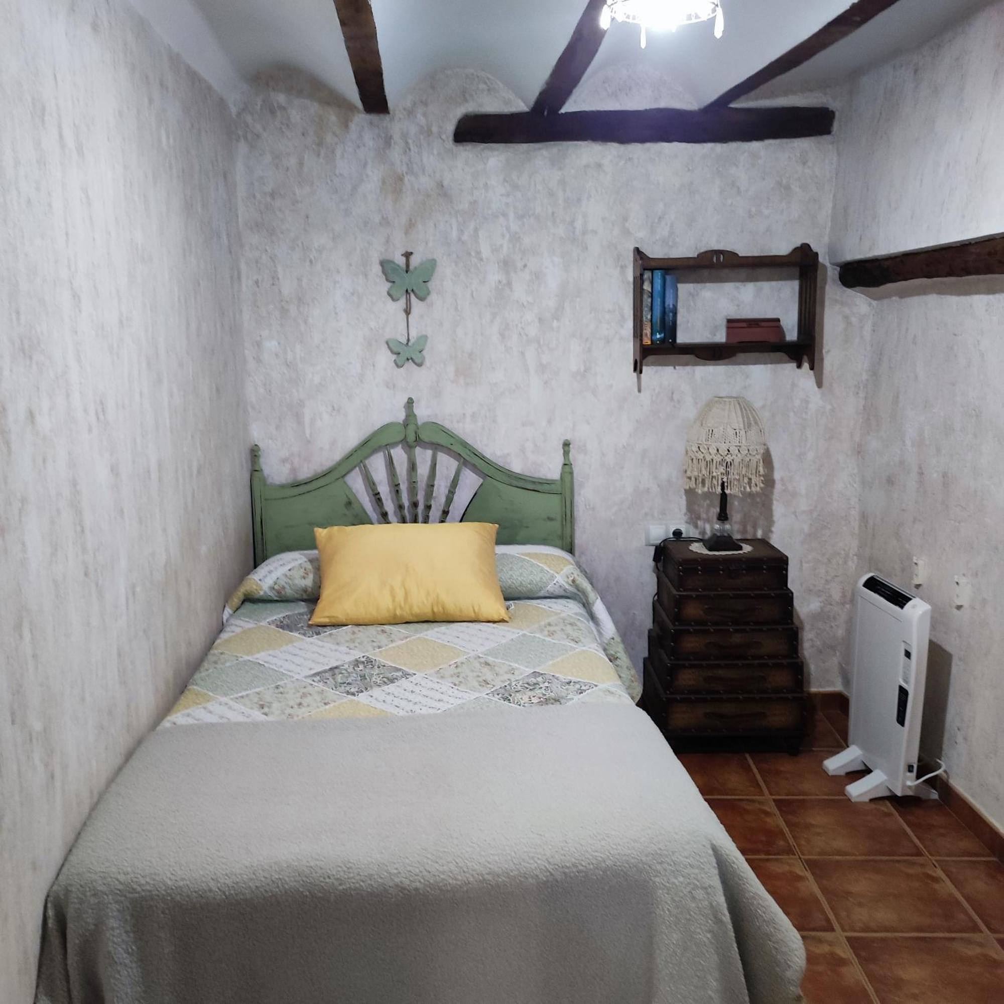 Villa Alcoba Con Patio Del Siglo XIX à Villanueva de Viver Extérieur photo